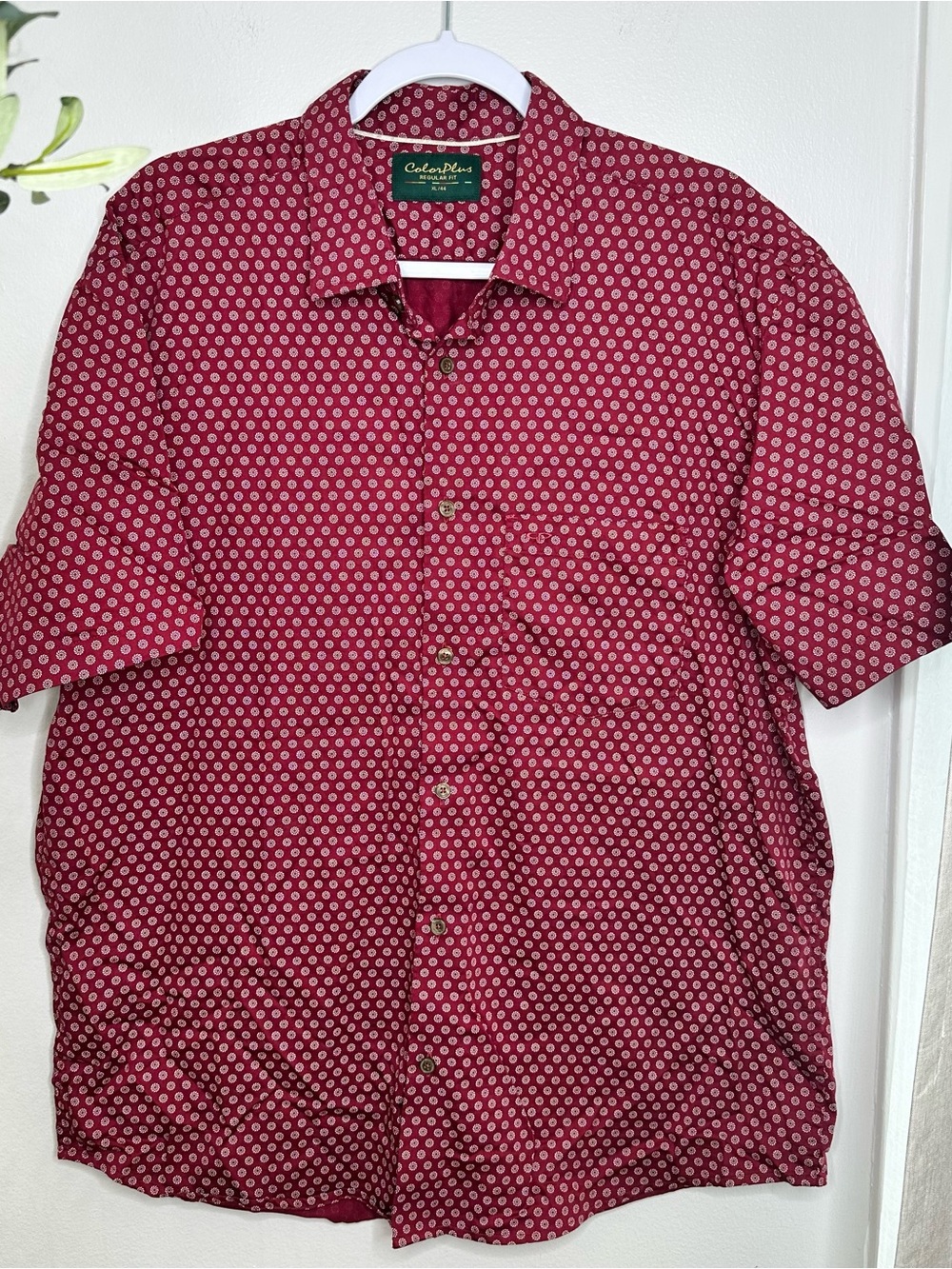 Color Plus Men's Red Geometric Print Short Sleeve Button Up Shirt XL from India
